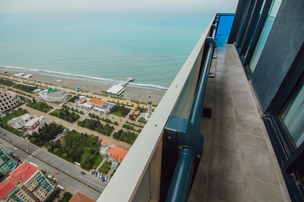 Premium Aparthotel With Sea View Batumi Exterior foto