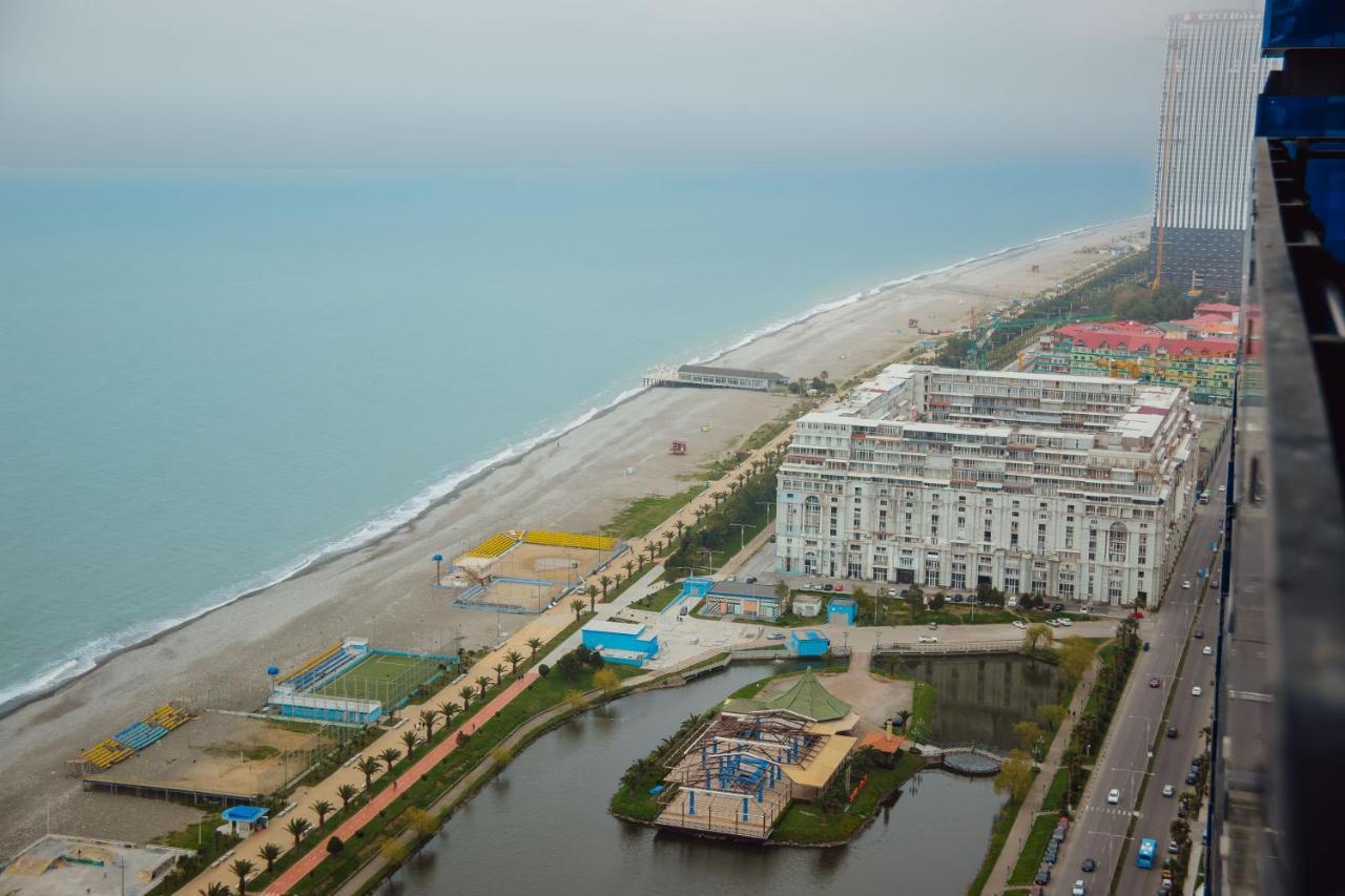 Premium Aparthotel With Sea View Batumi Exterior foto